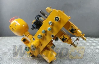 Zestaw zaworów Liebherr OF7428A E-5