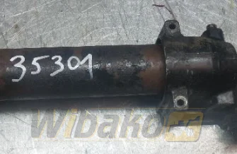 Chłodnica oleju + podstawa filtra Perkins 1306 1841741C92/1841739C91/1815904C2/1841737C1
