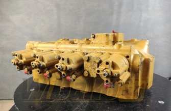 Rozdzielacz Caterpillar 235 M-4