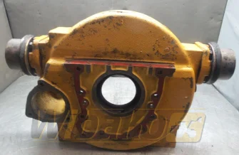 Obudowa koła zamachowego Komatsu S6D105-1 6136-21-4230/6136-21-4220