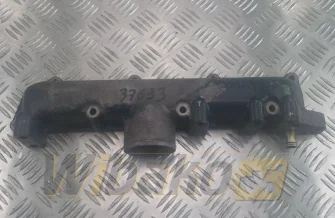 Kolektor ssący do silnika Kubota V3300 1C010-11770