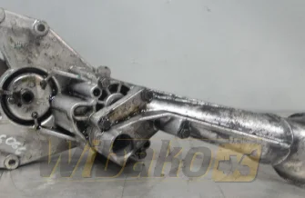 Pompa oleju do silnika Volvo D12D 817079
