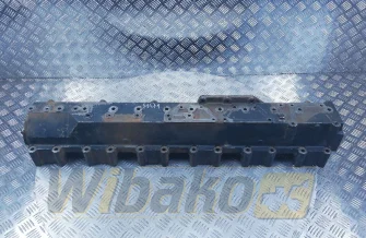 Kolektor ssący do silnika Komatsu SAA6D125E-3 6154-11-4110