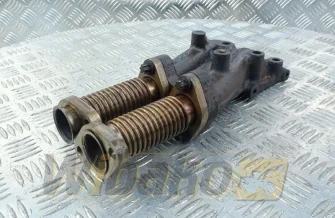 Łącznik kolektora wydechowego do silnika Liebherr D936 A7 10126736
