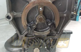 Pompa oleju do silnika Volvo TD122 1000726