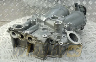 Obudowa chłodniczki oleju i filtra oleju Silnika Liebherr D9508 10124775/10121105