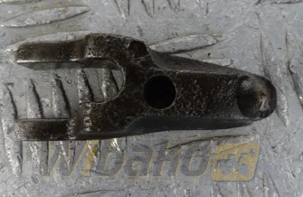 Uchwyt wtryskiwacza Deutz 04289835