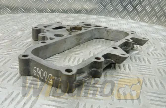 Adapter chłodniczki oleju Caterpillar 326-7402