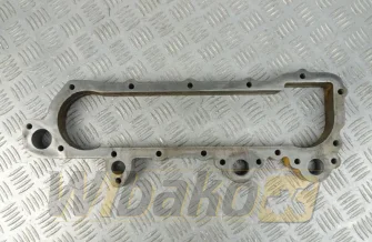 Dystans obudowy chłodnicy oleju do silnika Liebherr D9408 9077321