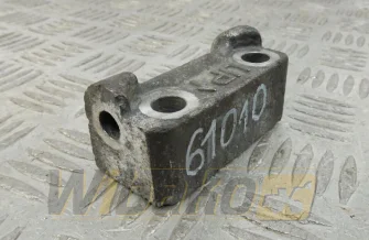 Wspornik alternatora Perkins 3824A071