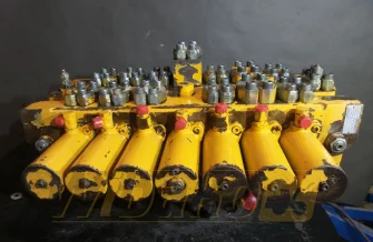 Rozdzielacz Rexroth M8 