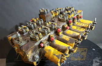 Rozdzielacz Rexroth M8-1001-04/7M8-22VH 509483/4