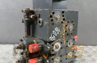 Rozdzielacz Case 688 