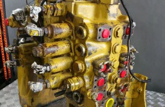 Rozdzielacz Komatsu PC400 