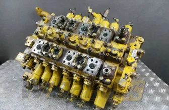 Rozdzielacz Komatsu PC210-6K M/7